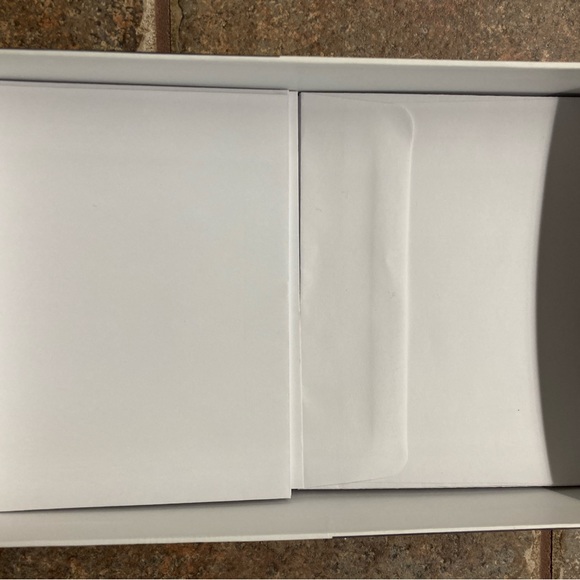 Wilton invitation set - Picture 8 of 10